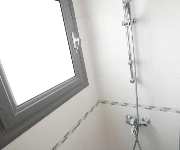 Glabur - The Elite - Exceptional Floor City, Welcomes U!!! アパート ニコシア